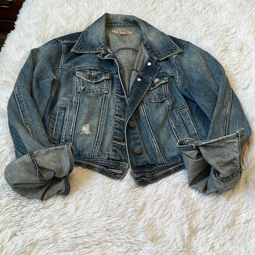 Cropped Blue Denim Jacket
